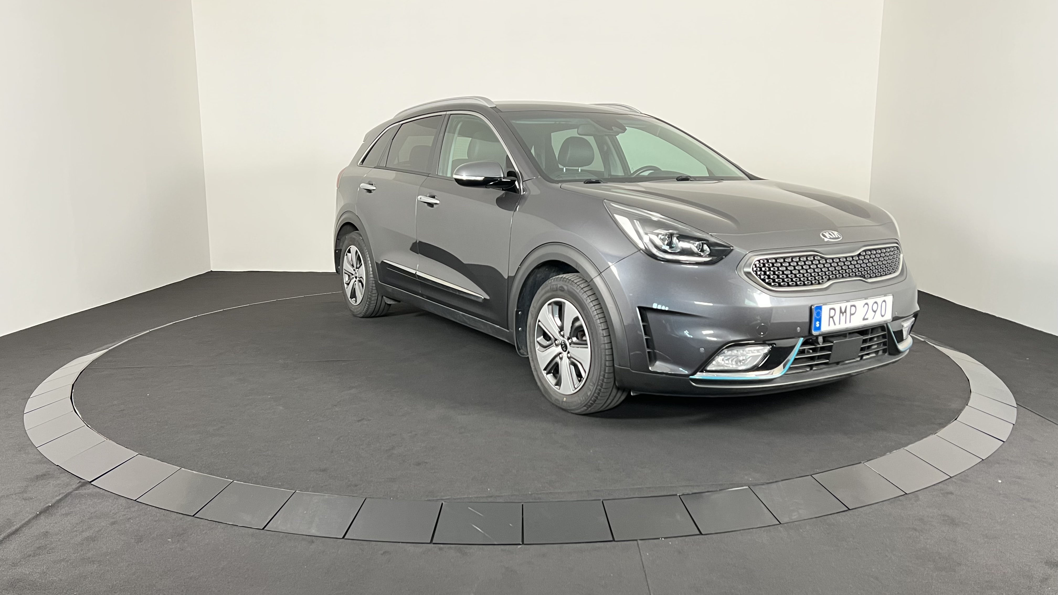 2021-kia-niro-plug-in-hybrid-price-value-ratings-reviews-kelley